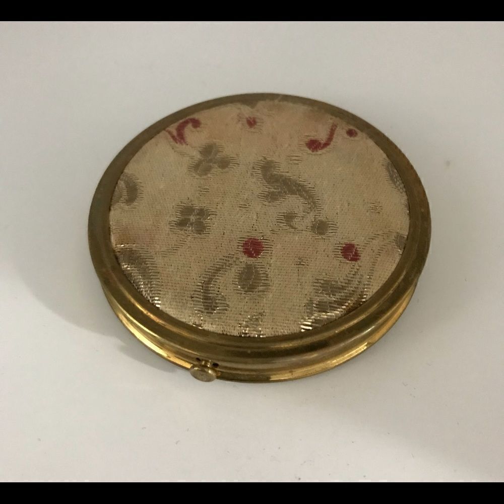 Rex 5th Avenue vintage compact